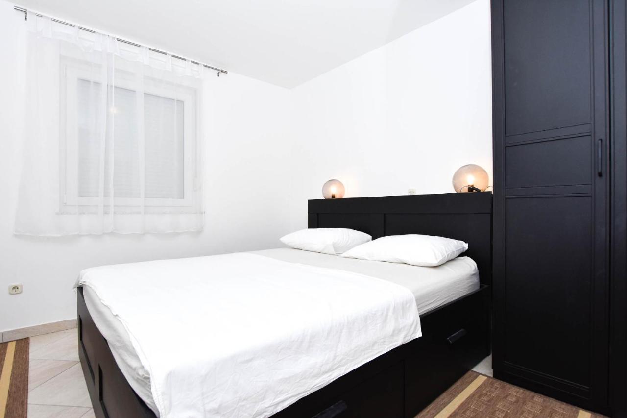 Apartment Jaspis Biograd Na Moru Exterior foto